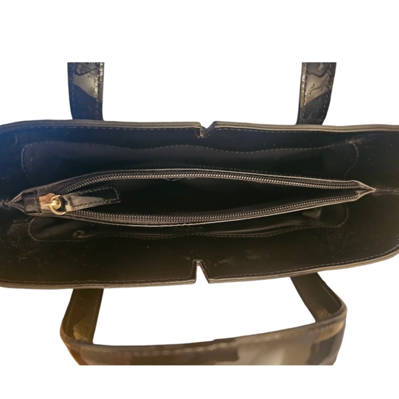 EUC | HTF DKNY Vintage "City" Black Patent Leather Purse | Size: 8¾" x 10¼" x 3" - Picture 8 of 14